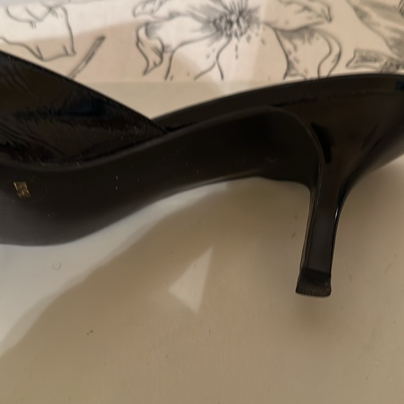 Shoes - Picture 3 of 6